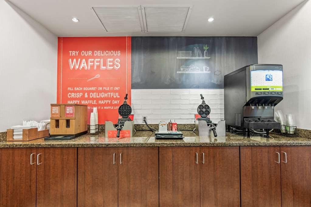 Hampton Inn Denver Northeast-Brighton Restaurant bilde